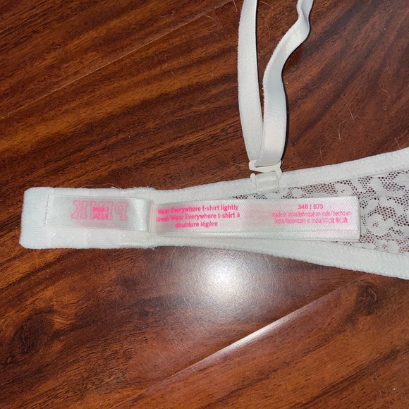 Wear everywhere bra - Picture 3 of 3